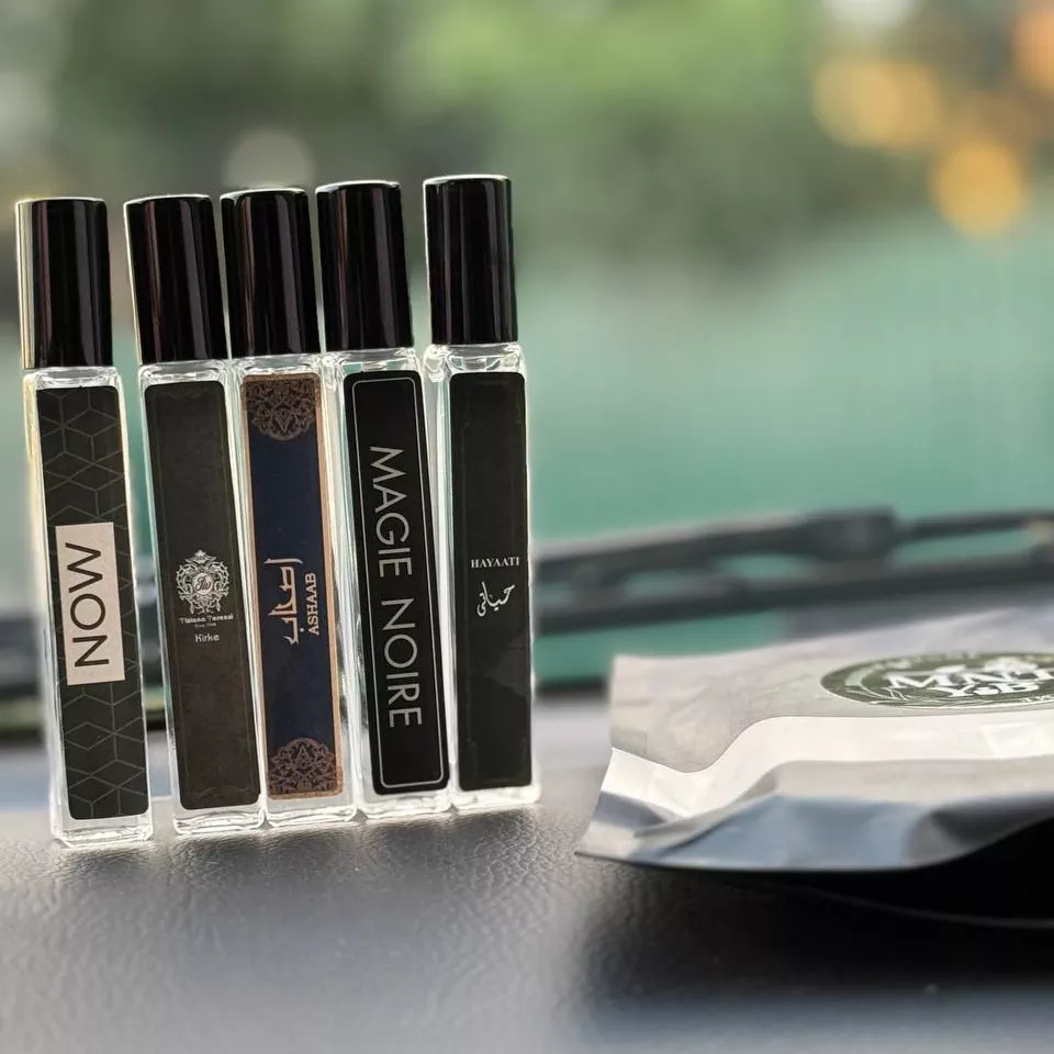 'Ajoyib tanlovdagi 5 xil parfum' rasmi