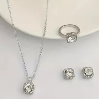 Aksessuvar: Ayollar uchun nafis uzuk va zirak to'plami rasmi