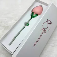 Atrgul va Sunʼiy Taqinchoq rasmi