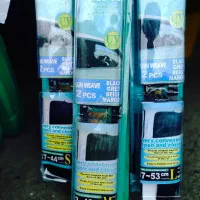 Avtomobil uchun quyoshdan saqlovchi pardalar rasmi