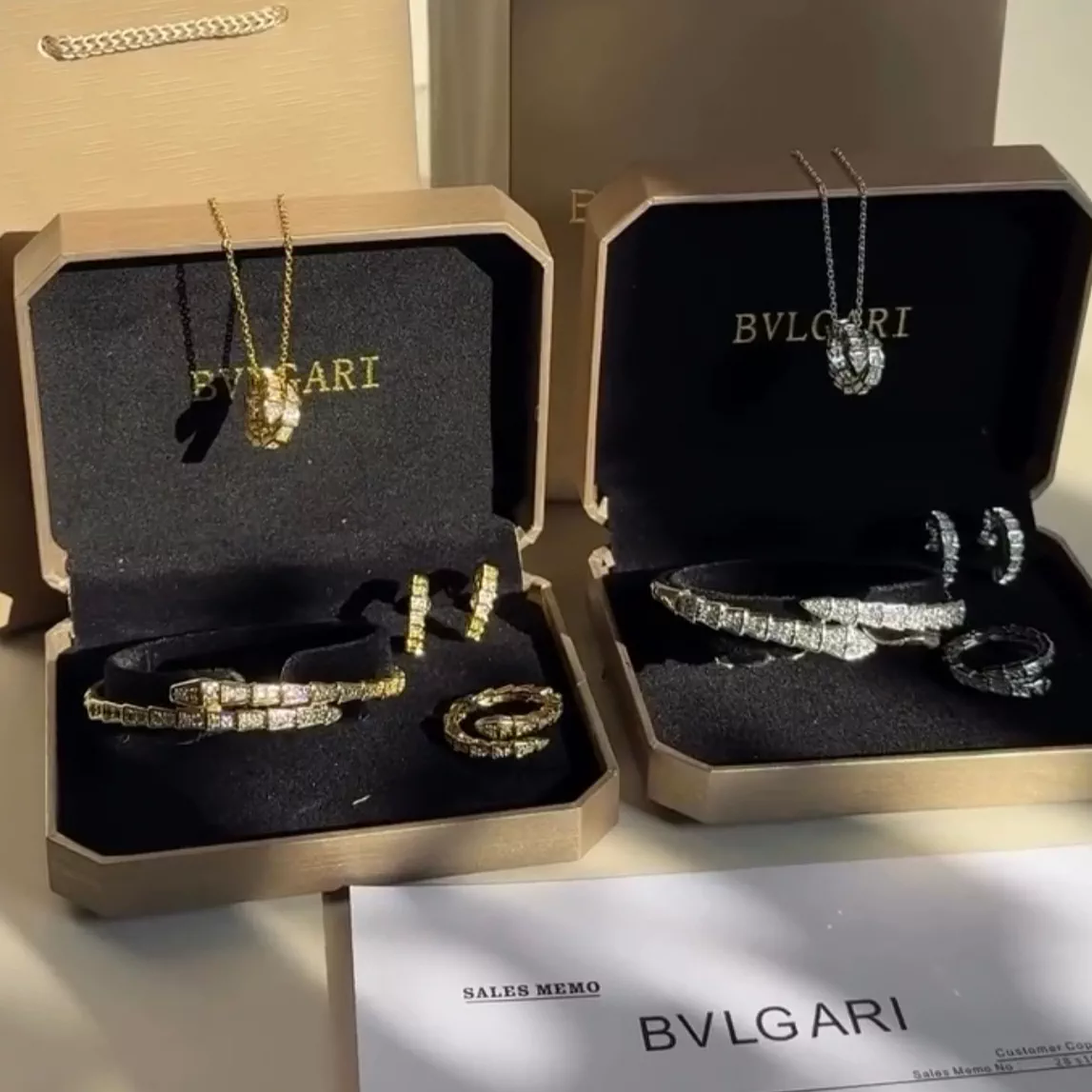 'Bvlgari toʻplami' rasmi