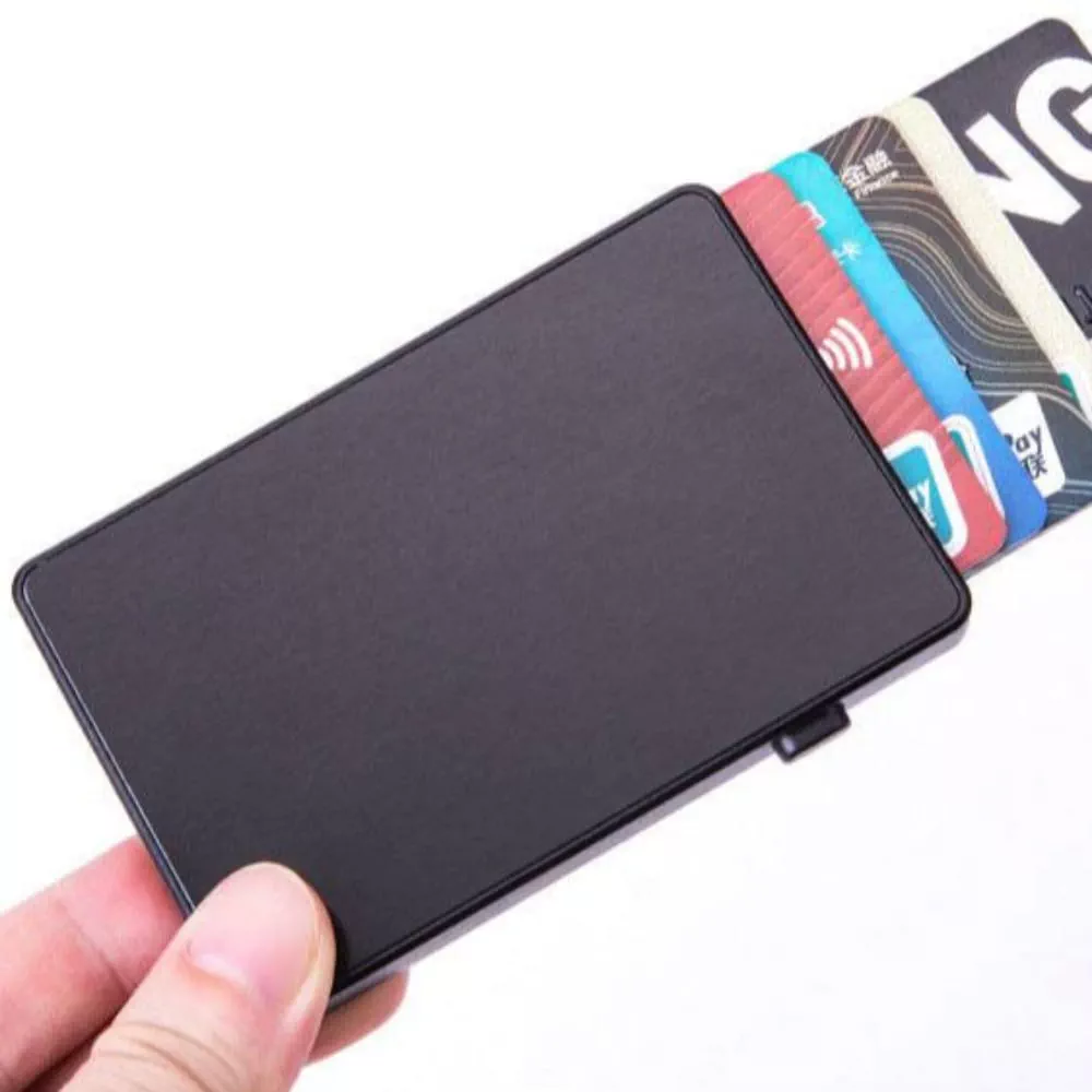 'Card-holder: Kartalaringiz uchun zamonaviy va ishonchli yechim' rasmi