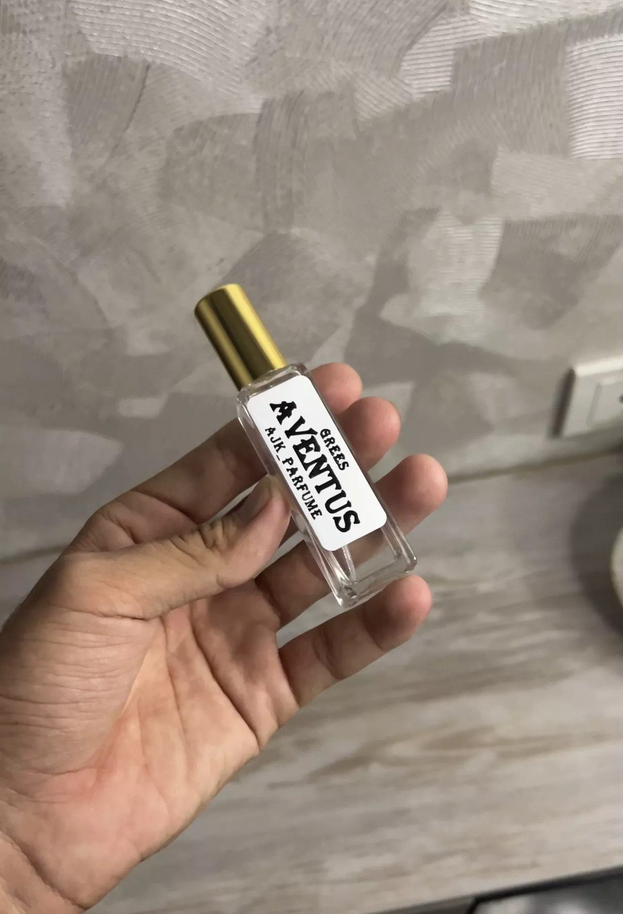 'CREED AVENTUS 20ml Musk Spreyi – Gʻalaba va Hashamat Timsoli' rasmi