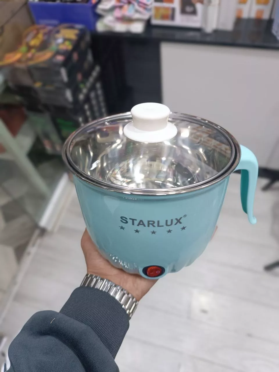 'Elektron Qozoncha: Oshxonangizning Zamonaviy Yordamchisi' rasmi