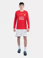 Man United uzun formasi 2008 rasmi