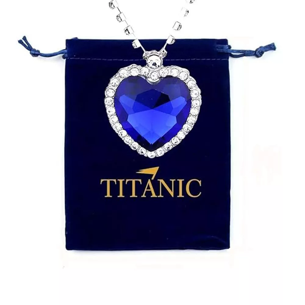 'Moviy Titanik taqinchog'i!' rasmi