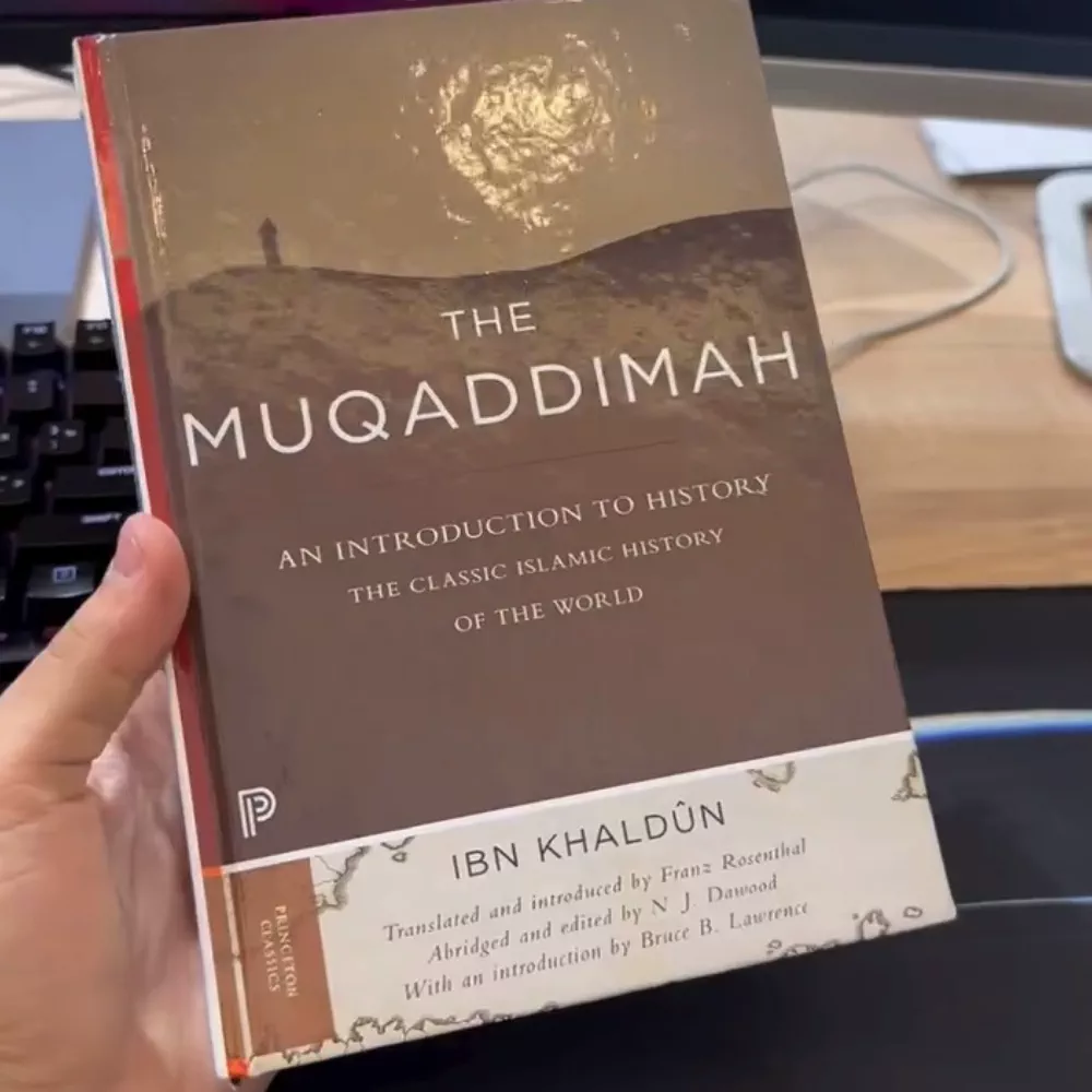 'Muqaddima Ibn Xaldun (inglizcha)' rasmi