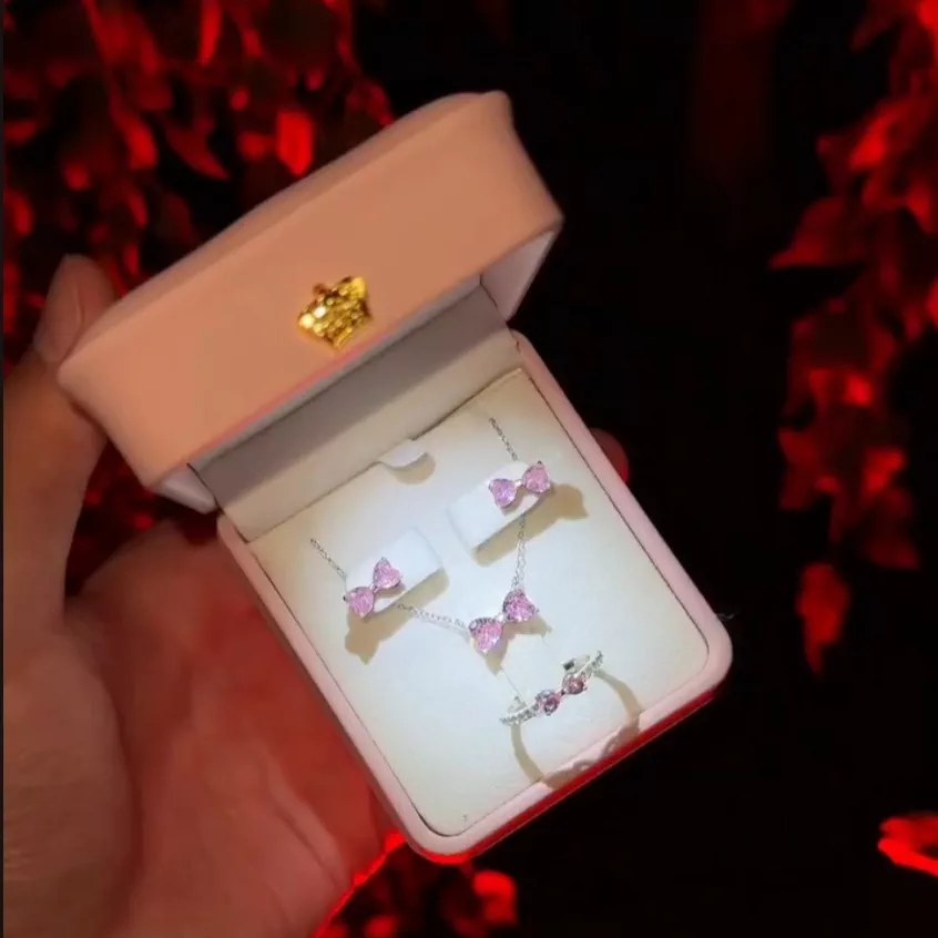 '🌸 Pandora “Pink Bow” nafis zargarlik to‘plam🎀' rasmi