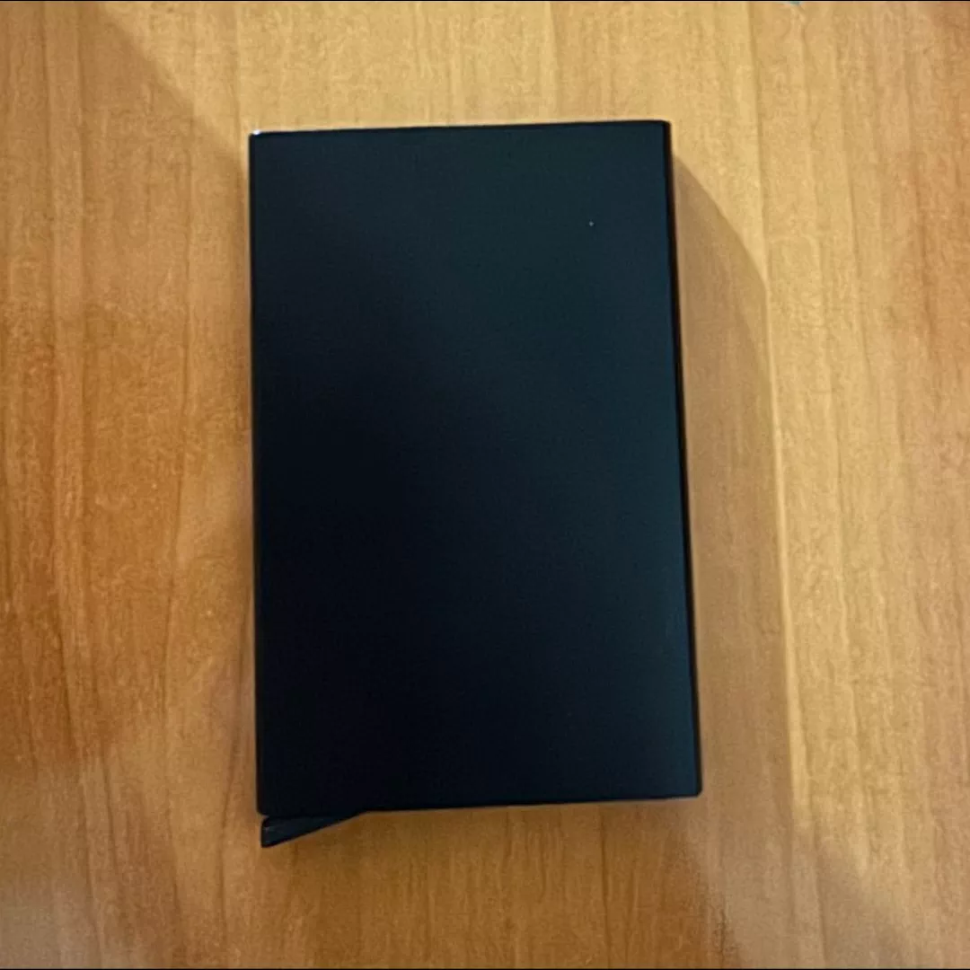 'Plast Box' rasmi