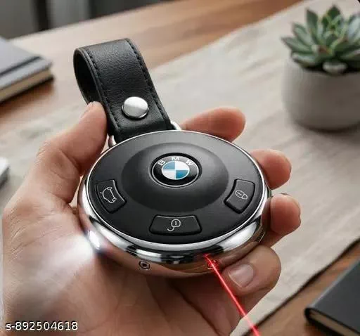 'Premium 3-in-1 Avto Brelok: BMW va Mercedes Egalari Uchun Xavfsizlik va Qulaylik' rasmi