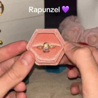 Sehrli nafislik – Rapunzel kulon rasmi