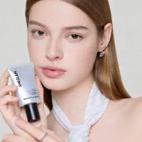 Sheglam Blur Primer — mukammal silliq teri uchun ideal baza rasmi
