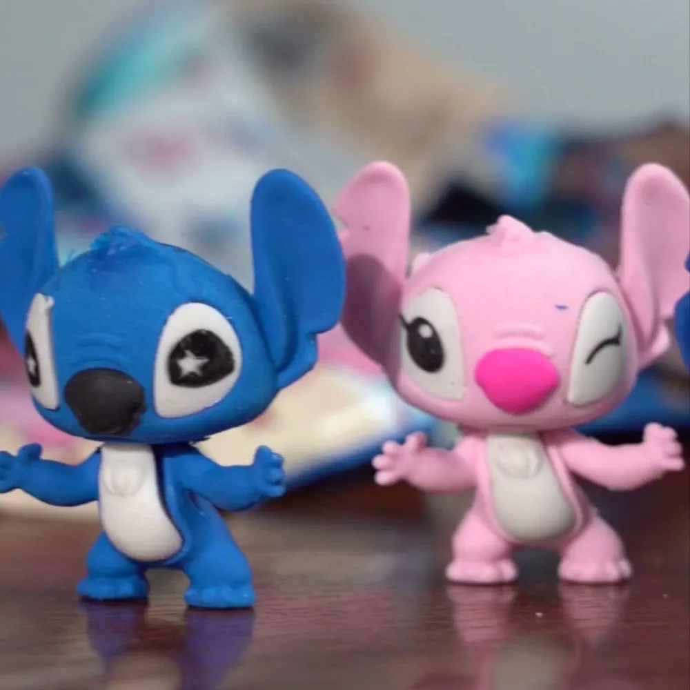 'Stich 32 talik: Kolleksiya Figuralari' rasmi