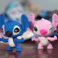 Stich 32 talik: Kolleksiya Figuralari rasmi