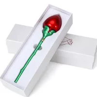 Sunʼiy atirgul va taqinchoq rasmi