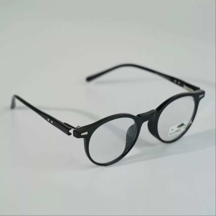 'Xamelon Achki: Uslub va Ko'z Salomatligining Yangi Standarti' rasmi