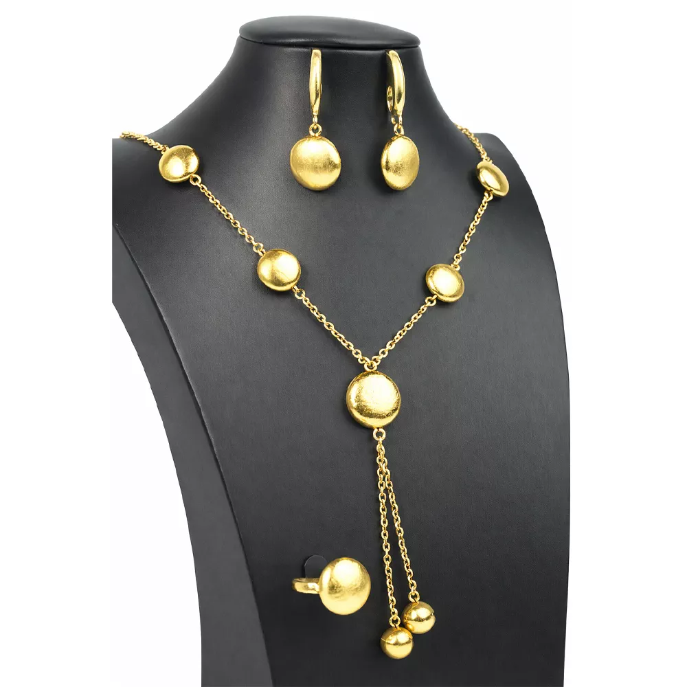 'Zar Qirolicha Taqinchoqlar To'plami – Nafoqat va Salobat Ramzi' rasmi