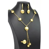 Zar Qirolicha Taqinchoqlar To'plami – Nafoqat va Salobat Ramzi rasmi