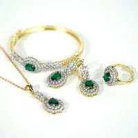 Zumrat toshli taqinchoq! rasmi